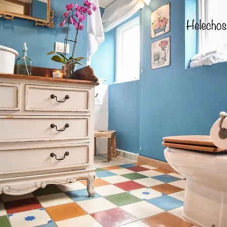 Emblematica Helechos Λος Ρεαλέχος